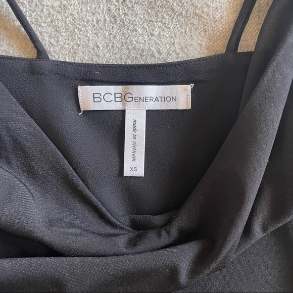 HP 💕 BCBG • Flowy Tiered Cami- XS - Picture 3 of 3